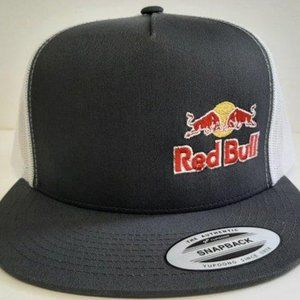 Retro Vintage Inspired Red Bull Flat Bill Mesh Snapback Hat Cap Embroidered F1
